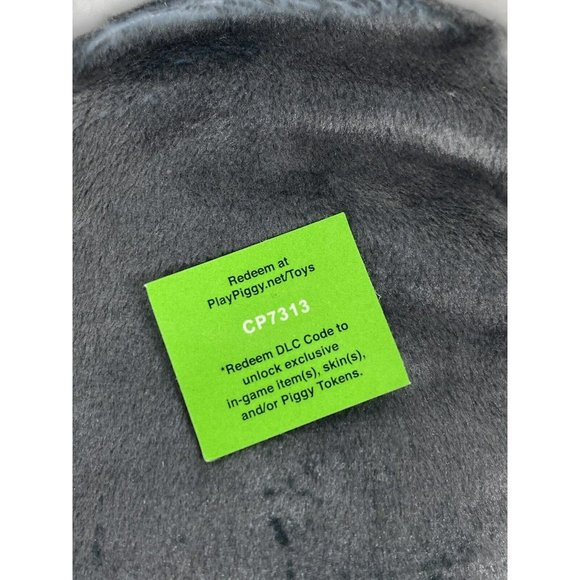 Piggy Willow Roblox Collectible Plush White Pig 8" & DLC Code Series 2 - Picture 10 of 12